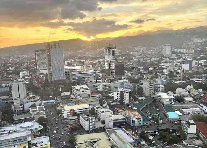 Luxurious With View In Horizons 101 * Cebu